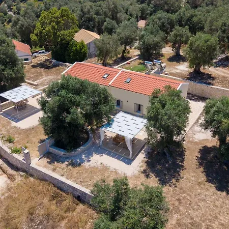 Elichrysos House بيت للعطل Kagkatika